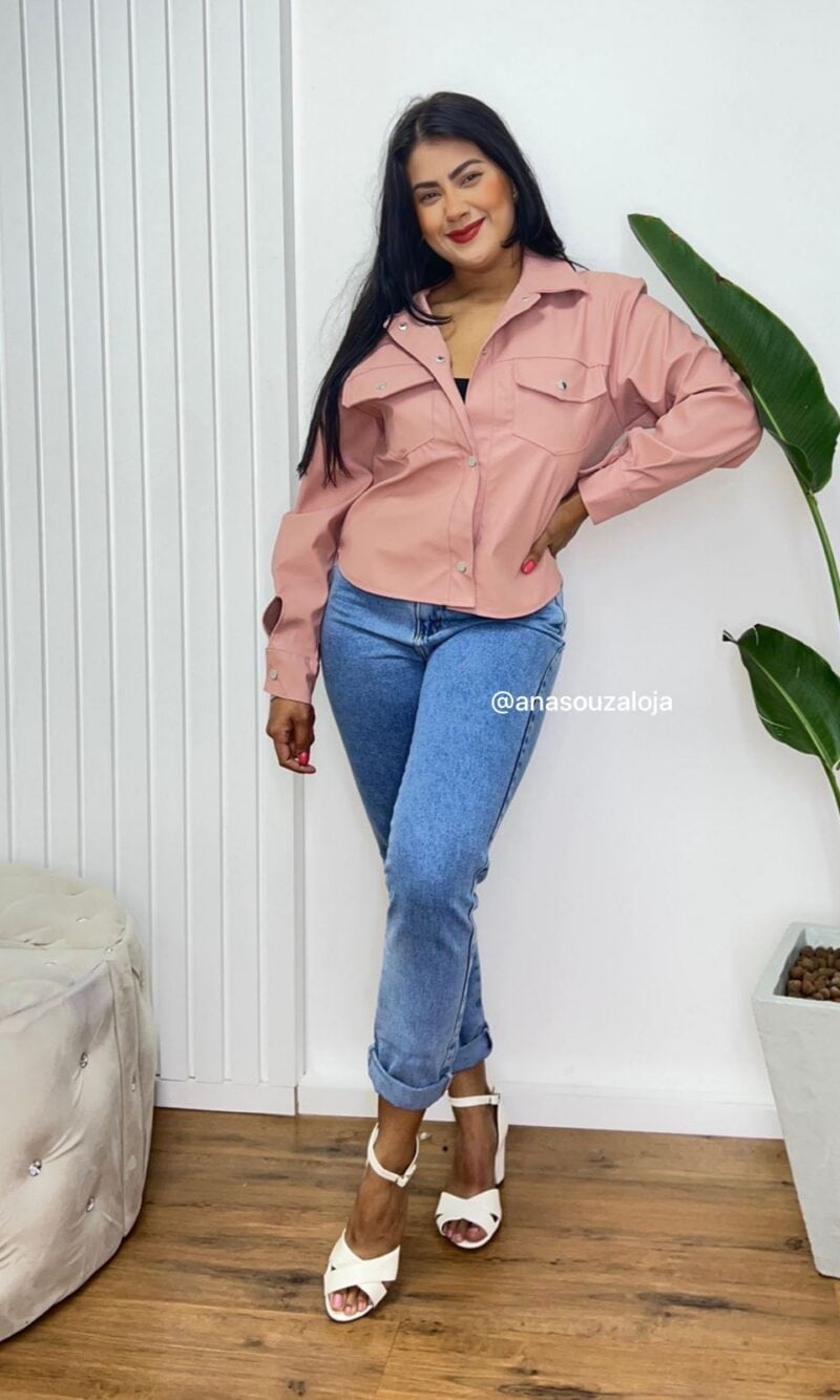 camisa de couro nude