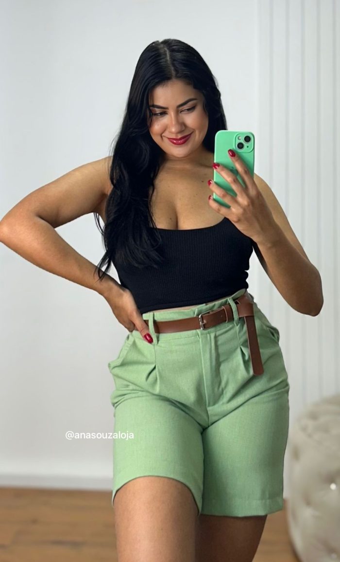 shorts de linho beatriz verde shorts de linho beatriz verde