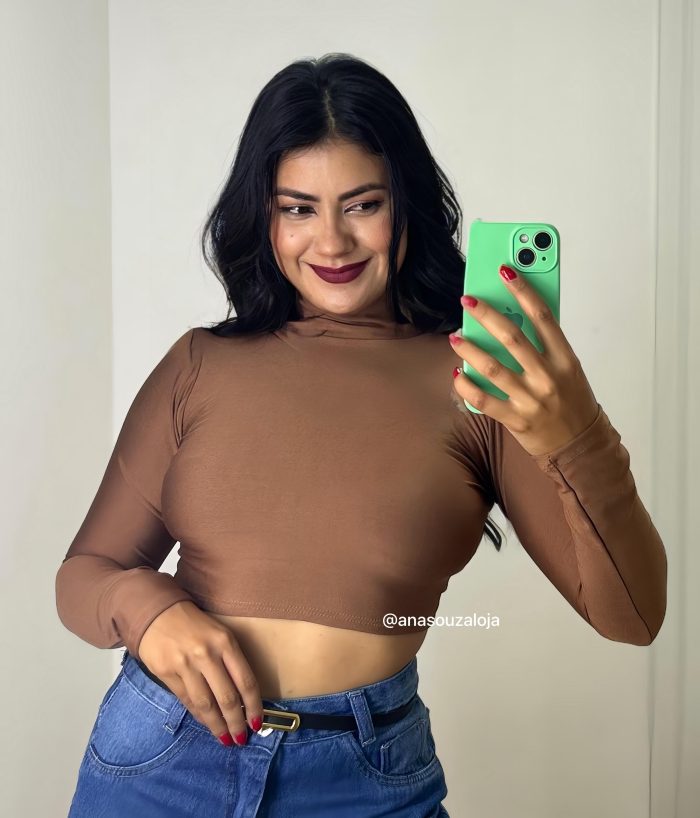 cropped riana preto