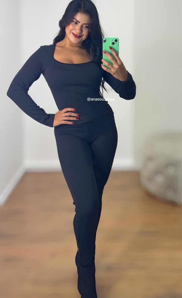 macacao laureane preto macacao laureane preto