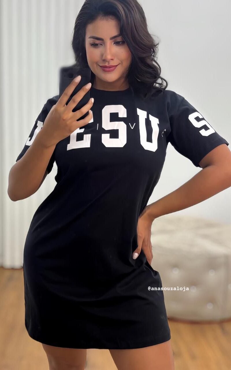 vestido camisetao jesus preto