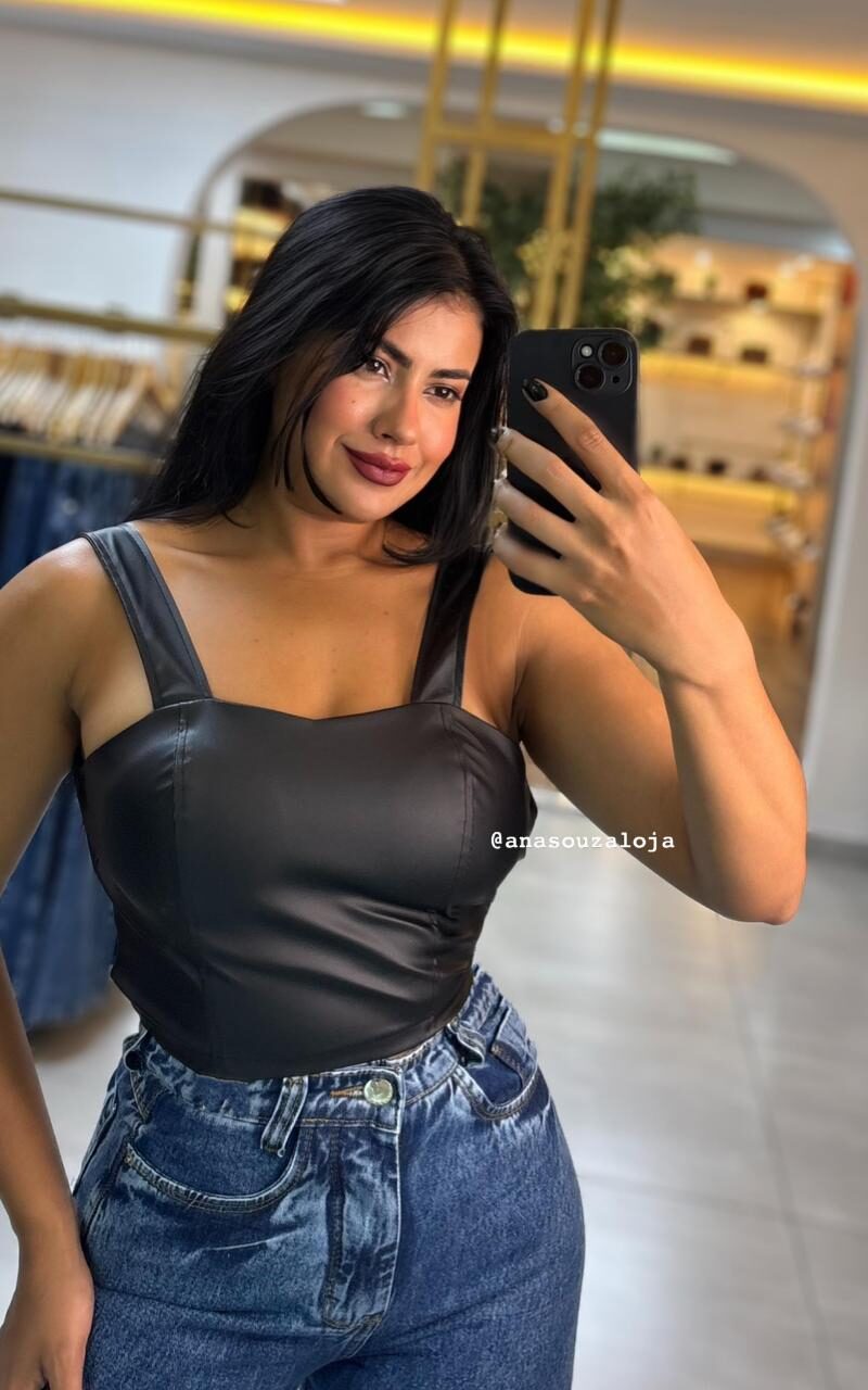 cropped de couro viviane marrom